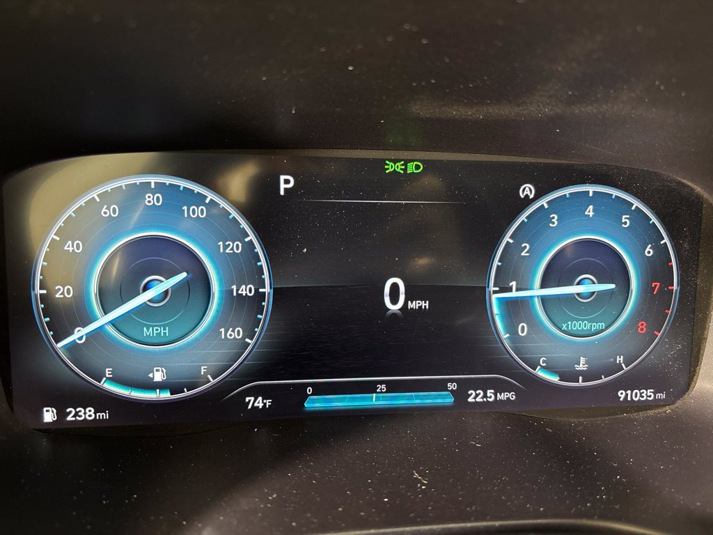 Used 2023 Hyundai Santa Fe SEL w/ Premium Package FWD image 40