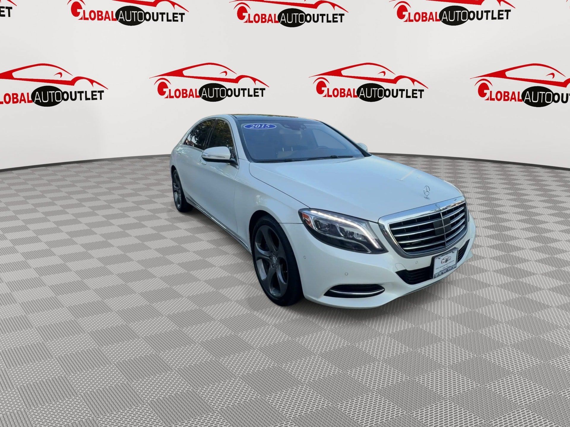 Used 2015 Mercedes-Benz S 550 Sedan w/ Premium 1 Package image 2