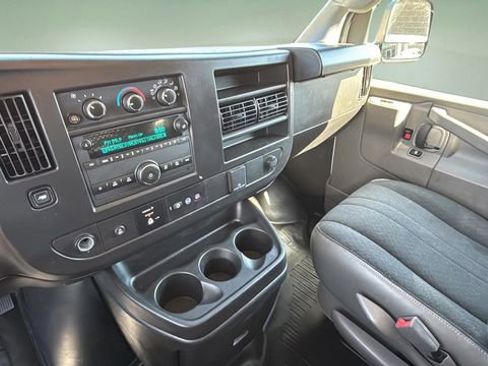 Used 2024 GMC Savana 2500 w/ Driver Convenience Package RWD image 24