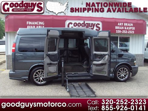 Used 2014 Chevrolet Express 1500 AWD image 1
