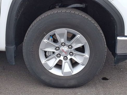 Used 2024 GMC Sierra 1500 Pro w/ Pro Value Package image 8