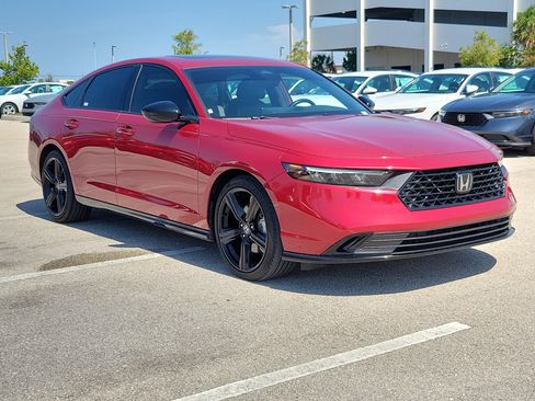 Used 2024 Honda Accord Sport image 31