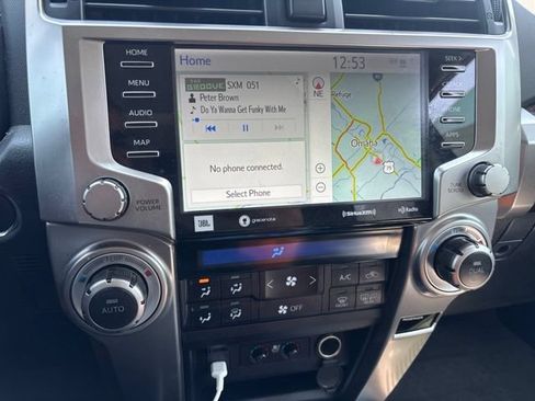 Used 2022 Toyota 4Runner Limited AWD/4WD image 15