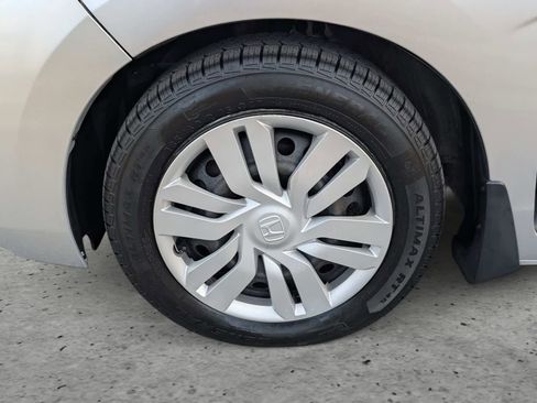 Used 2016 Honda Fit LX image 7