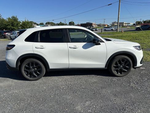 Certified 2023 Honda HR-V Sport image 9