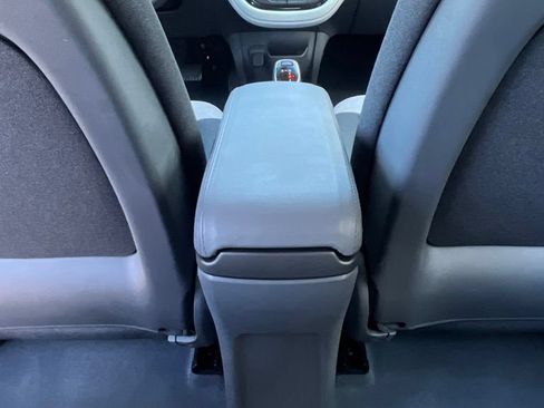 Used 2021 Chevrolet Bolt LT FWD image 23