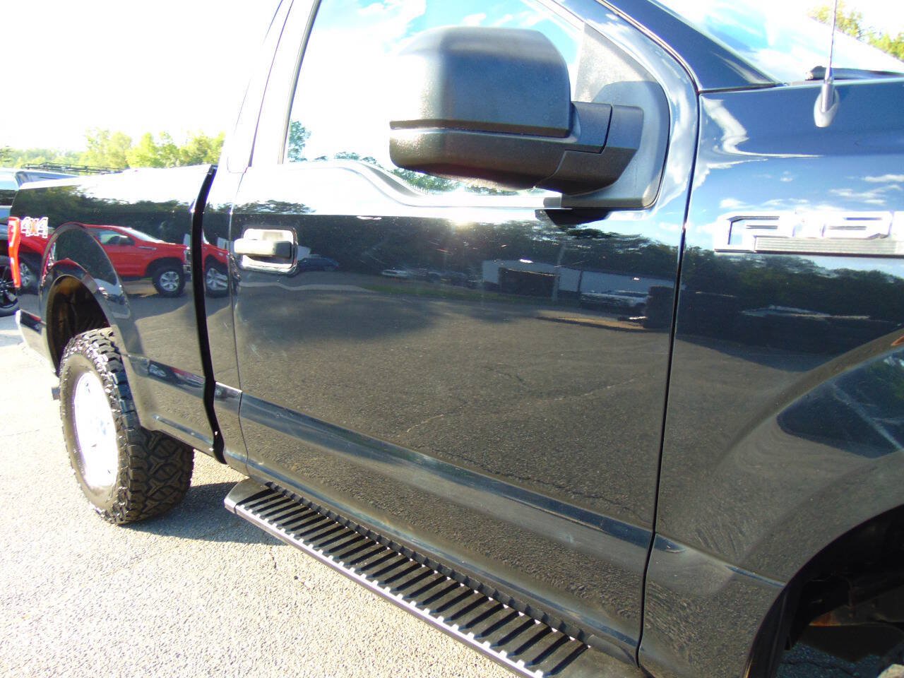 Used 2018 Ford F150 XL w/ Equipment Group 101A Mid AWD/4WD image 30