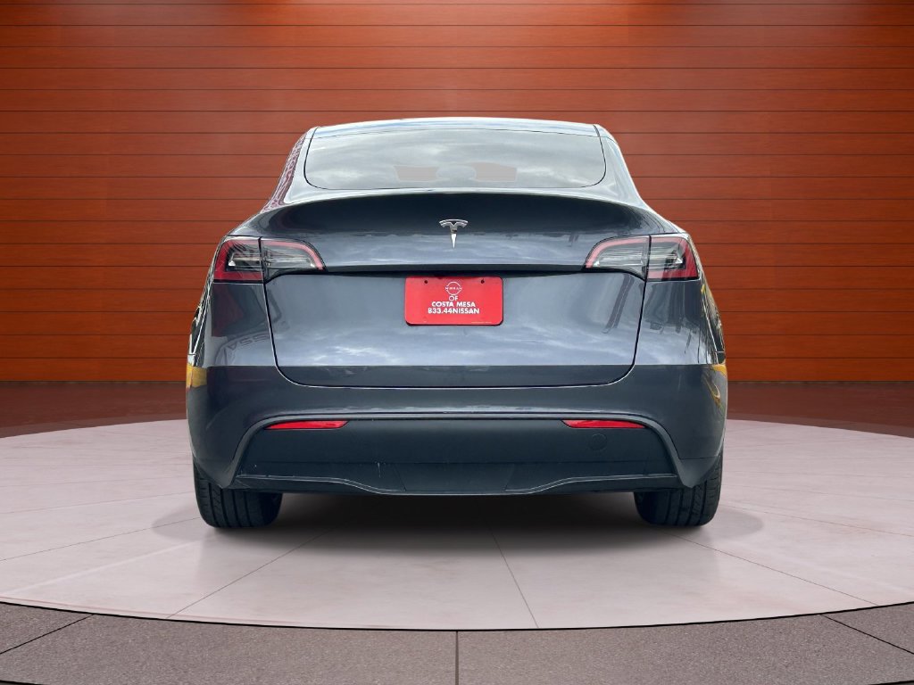 Used 2023 Tesla Model Y 2WD image 3