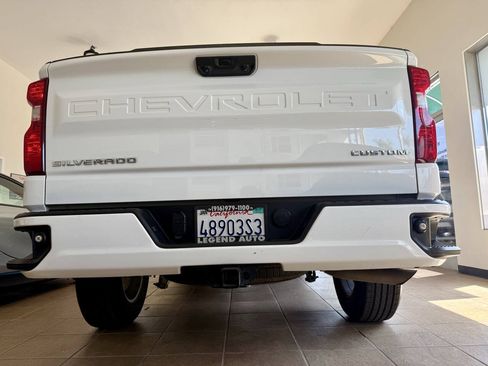 Used 2023 Chevrolet Silverado 1500 Custom AWD/4WD image 10