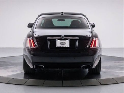 Used 2025 Rolls-Royce Ghost AWD/4WD image 4