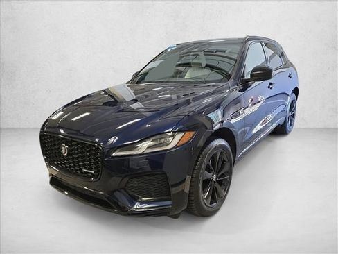 Certified 2025 Jaguar F-PACE R-Dynamic S image 1