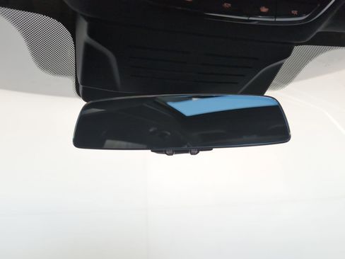 New 2026 BMW X7 xDrive40i w/ Executive Package image 16