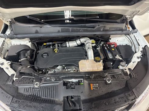 Used 2022 Chevrolet Trax LT w/ Premium Seat Package image 23