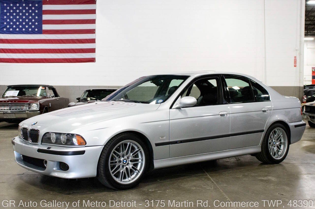 Used 2003 BMW M5 RWD image 1