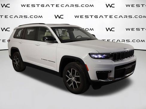 Used 2023 Jeep Grand Cherokee L Limited AWD/4WD image 59