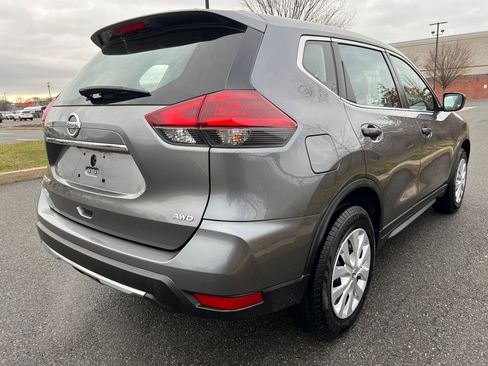 Used 2018 Nissan Rogue S image 7