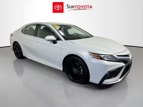 Used 2024 Toyota Camry XSE FWD image 1