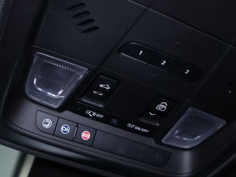 Used 2019 Cadillac XT4 Premium Luxury w/ Driver Awareness Package image 28