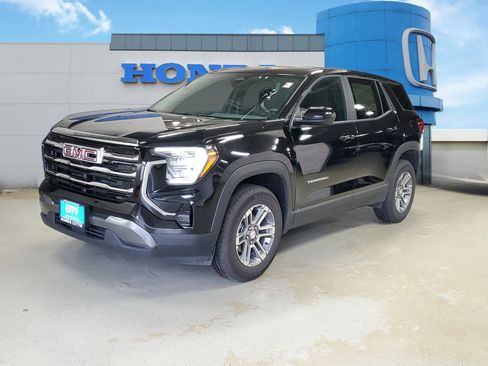 Used 2026 GMC Terrain Elevation AWD/4WD image 2