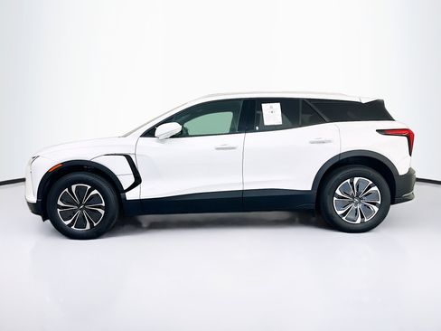 Used 2024 Chevrolet Blazer EV LT AWD/4WD image 4