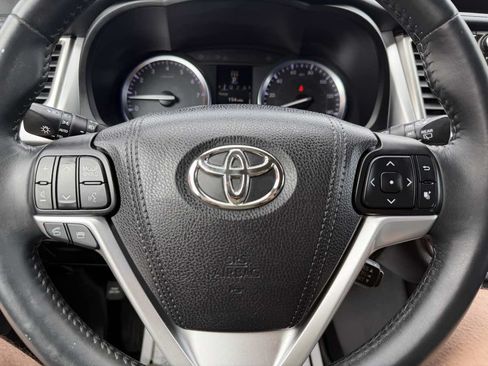 Used 2016 Toyota Highlander Limited AWD/4WD image 15
