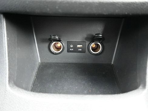 Used 2018 Hyundai Elantra GT image 21