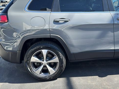 Certified 2021 Jeep Cherokee Limited w/ Mopar Interior Package AWD/4WD image 7