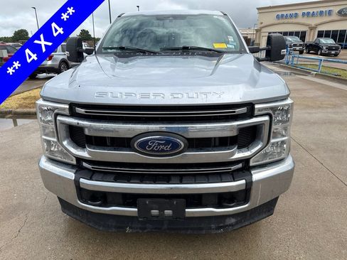 Used 2022 Ford F250 XLT AWD/4WD image 2