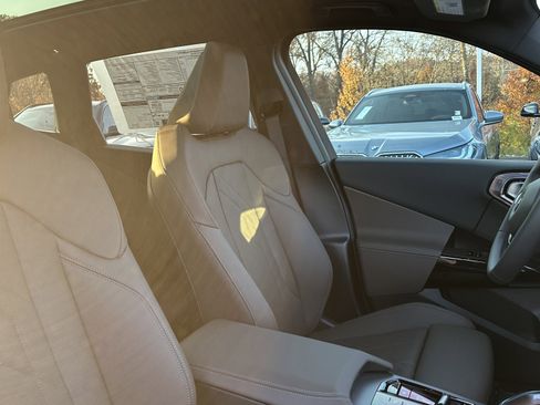 Used 2026 BMW X3 xDrive30 w/ Convenience Package image 31