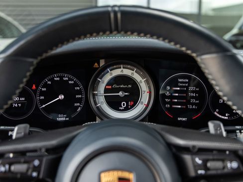 Used 2022 Porsche 911 Turbo S image 38