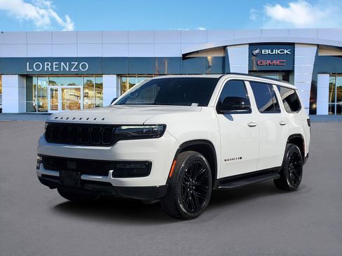 Used 2023 Jeep Wagoneer Series II image 1