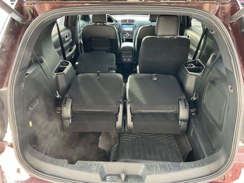 Used 2018 Ford Explorer Sport w/ Equipment Group 401A AWD/4WD image 23