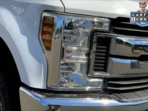 Used 2019 Ford F250 XLT w/ XLT Premium Package image 24