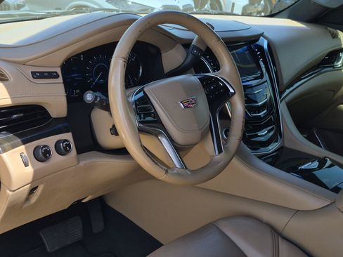 Used 2019 Cadillac Escalade ESV Platinum AWD/4WD image 11