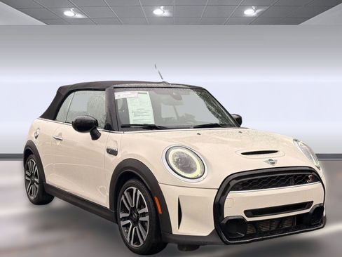 Certified 2022 MINI Cooper S image 7