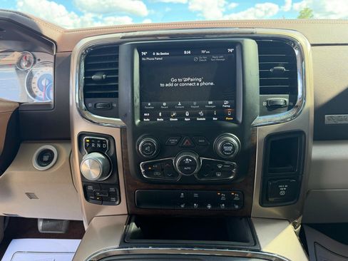 Used 2018 RAM 1500 Laramie Longhorn AWD/4WD image 11