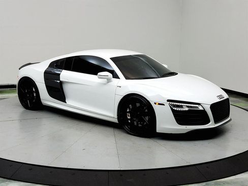 Used 2014 Audi R8 V10 image 3