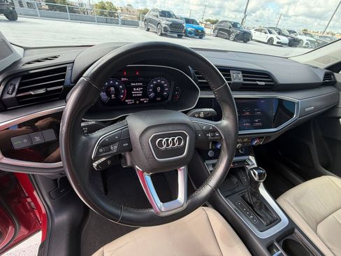 Used 2019 Audi Q3 2.0T Premium Plus AWD/4WD image 4