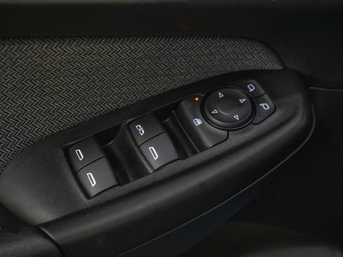 Used 2025 Chevrolet TrailBlazer LT w/ Convenience Package AWD/4WD image 23