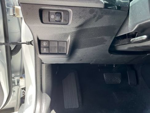 Certified 2023 Honda Civic EX image 32