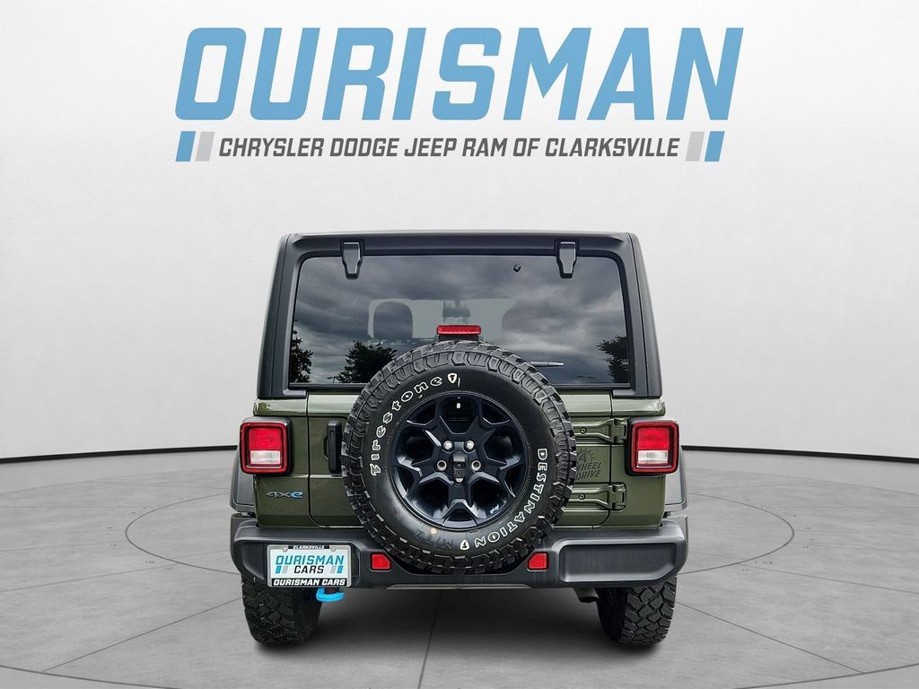 Used 2023 Jeep Wrangler Unlimited w/ Cold Weather Group AWD/4WD image 5