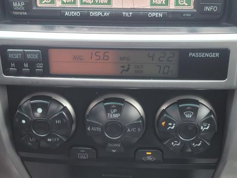 Used 2004 Toyota 4Runner 4WD image 24