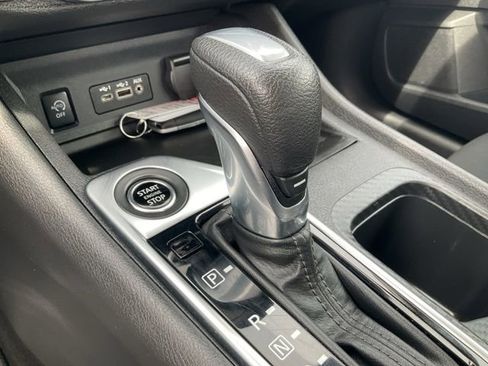 Used 2024 Nissan Sentra SV FWD image 20