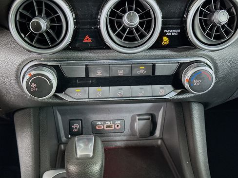 Used 2024 Nissan Sentra SV FWD image 24