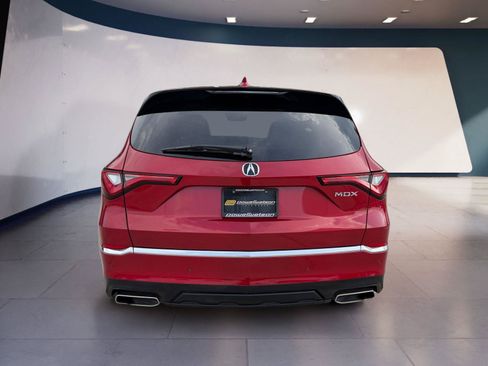 Used 2023 Acura MDX FWD w/ Technology Package image 4