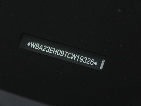 New 2026 BMW 740i w/ Premium Package image 29