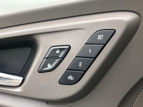 Used 2018 Chevrolet Malibu Premier w/ Premier Sun and Wheel Package image 29