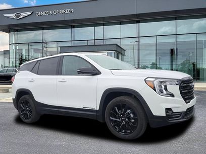 Used 2024 GMC Terrain SLT w/ Infotainment Package II
