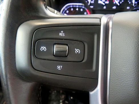 Used 2020 GMC Sierra 1500 SLE image 34