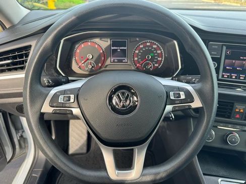 Used 2019 Volkswagen Jetta S w/ Driver Assistance Package image 12